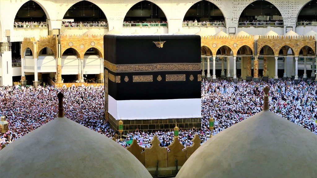 Luxury Umrah Packages 2026 